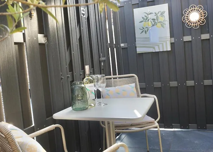 Bed & 114 Апартаменты *